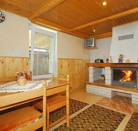 Privat Mrazik Villa Partizanska lupca Exterior foto