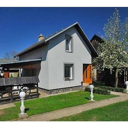 Privat Mrazik Villa Partizanska lupca Exterior foto