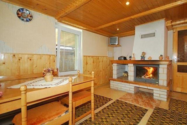 Privat Mrazik Villa Partizanska lupca Exterior foto